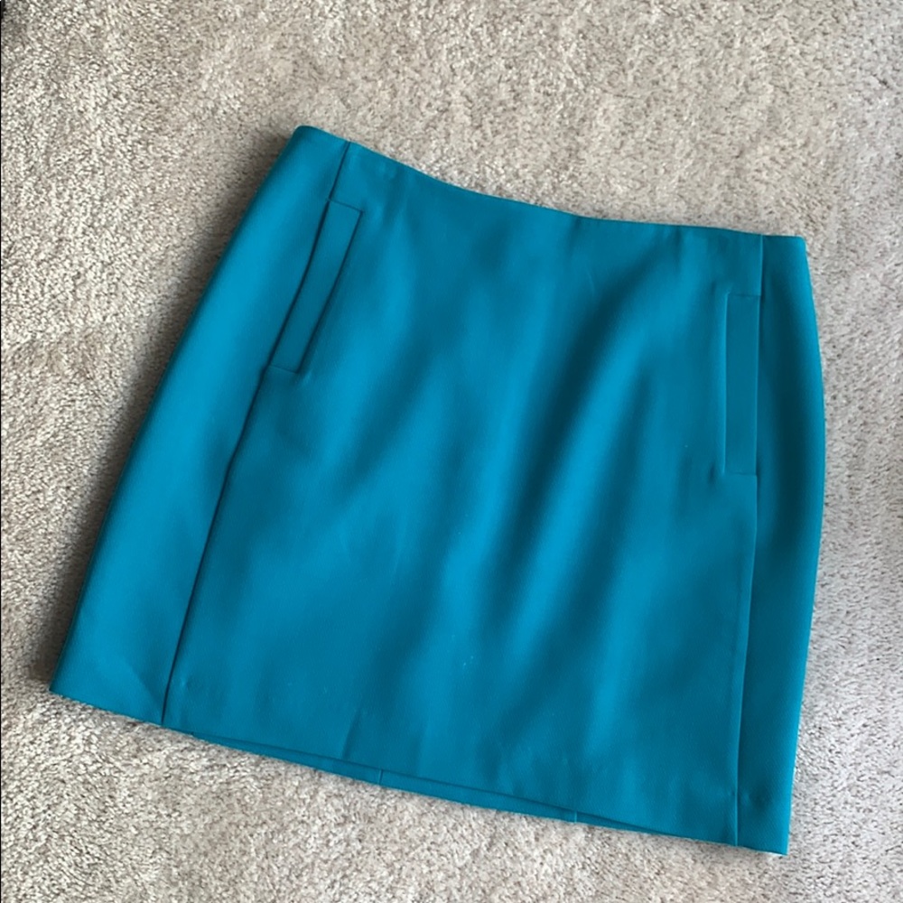 Banana Republic turquoise blue skirt. Sz10